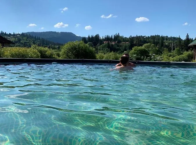 сонячні карпати 4*