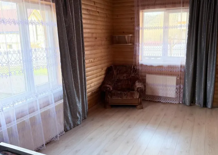 сонячні карпати 4*