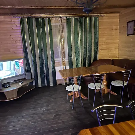 بيت ضيافة сонячні карпати سلافسكي