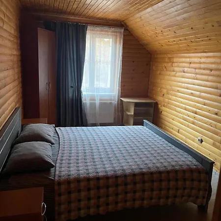 Guest house сонячні карпати Slavske