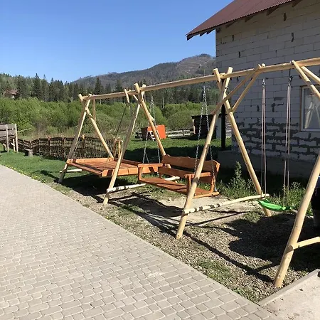 بيت ضيافة сонячні карпати سلافسكي
